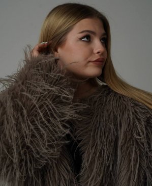 Даша, 18